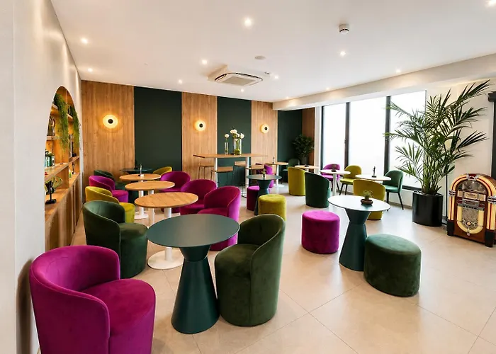 Lake & More Suite Hotel